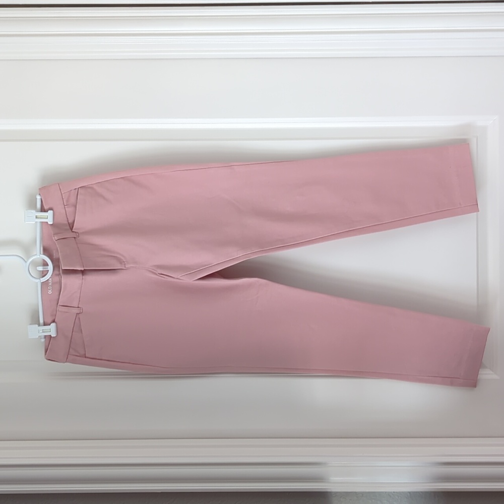 Old Navy Pixie Mid Rise Pants